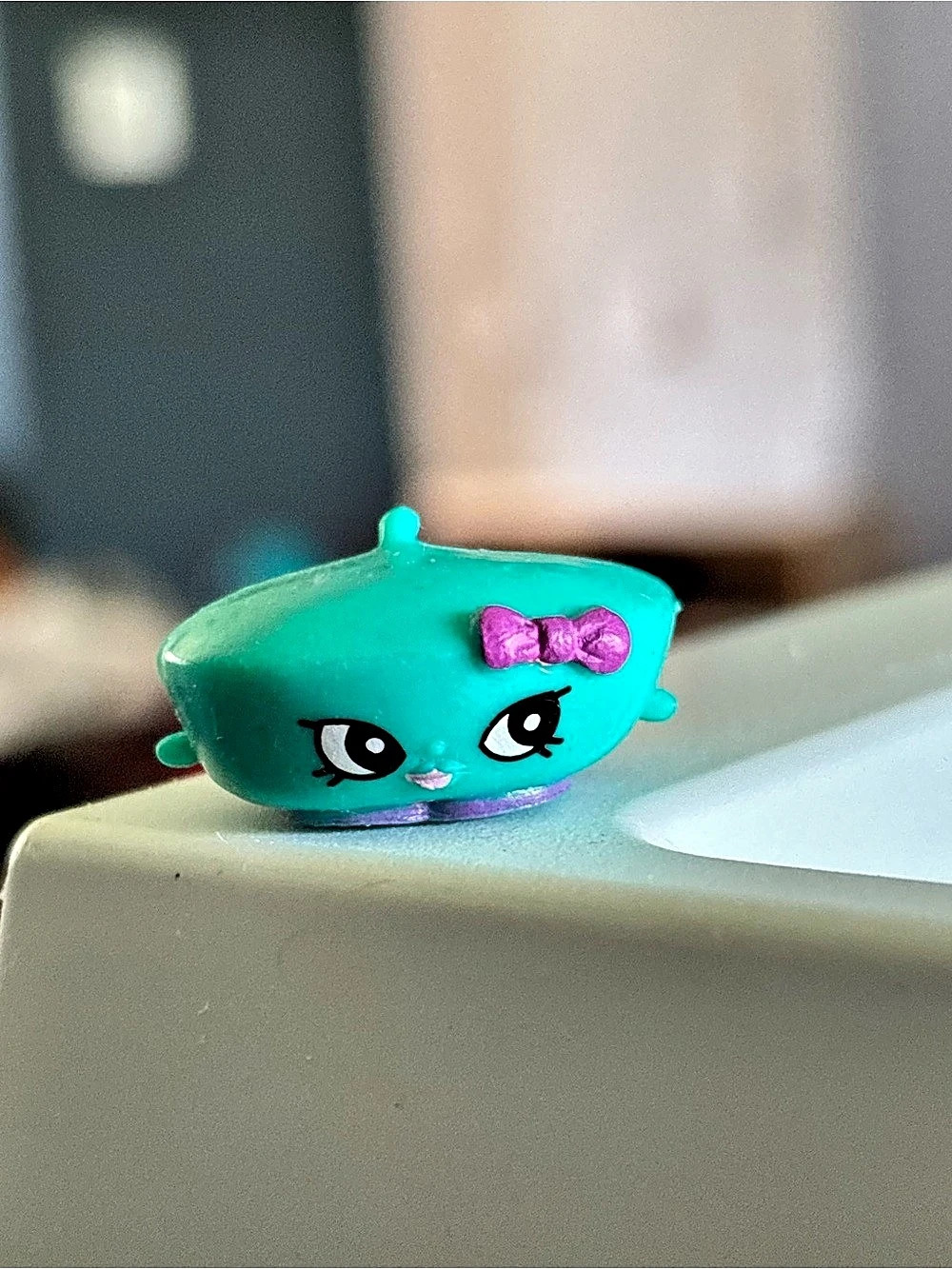 Shopkins Bonnie Beret - Teal Exclusive RARE Variant
